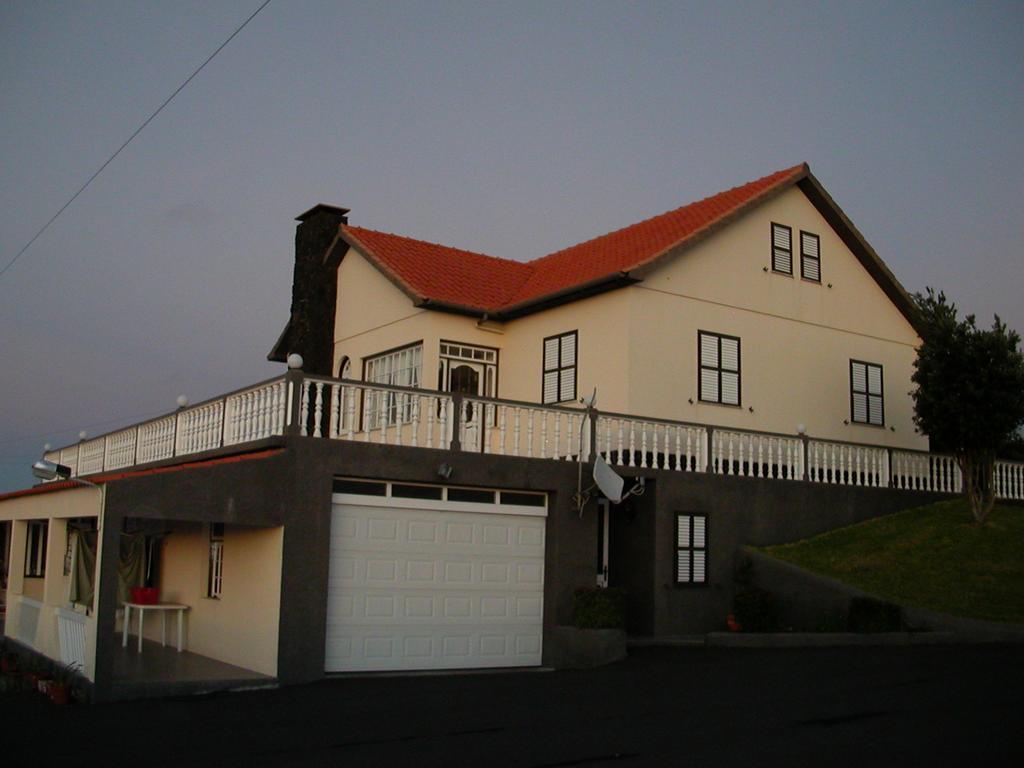 Hostel Moradia Familiar Novavista - T3 Madalena  Zewnętrze zdjęcie